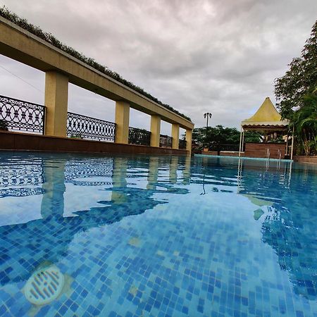Misty Meadows, Lonavala Hotel Eksteriør billede
