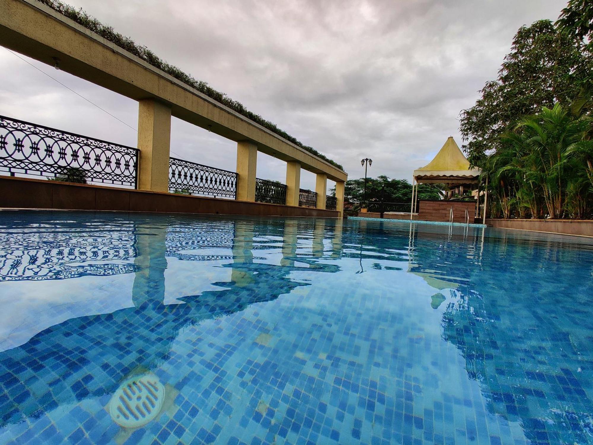 Misty Meadows, Lonavala Hotel Eksteriør billede