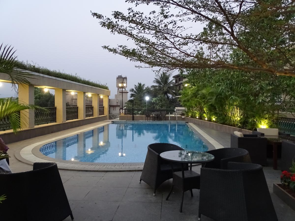 Misty Meadows, Lonavala Hotel Eksteriør billede